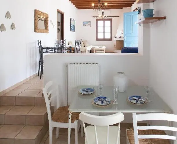 Mykonos Elegance 2-bedroom Escape In Psarou *